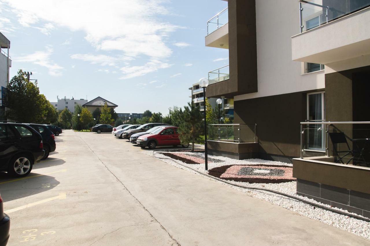 Airport Residence - Across From Otopeni Airport Экстерьер фото