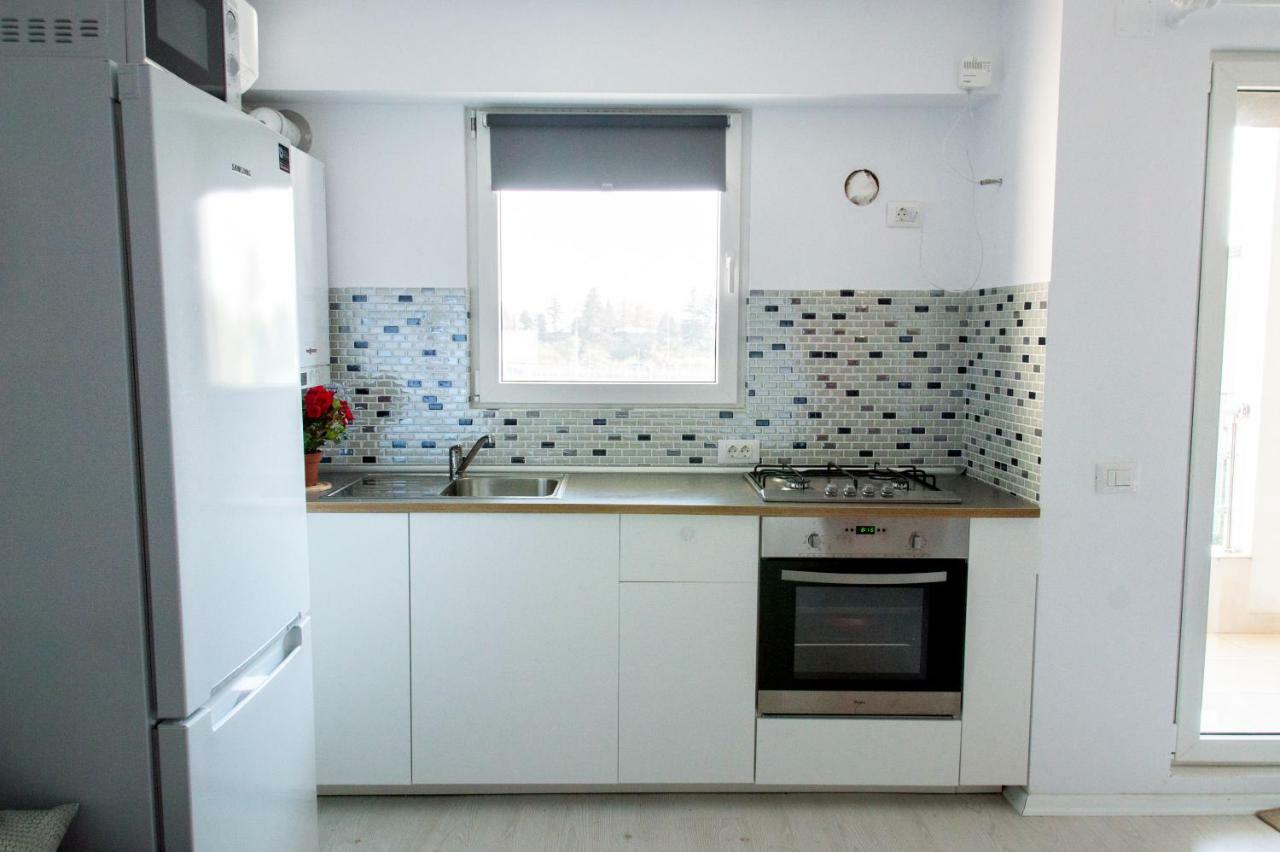 Airport Residence - Across From Otopeni Airport Экстерьер фото